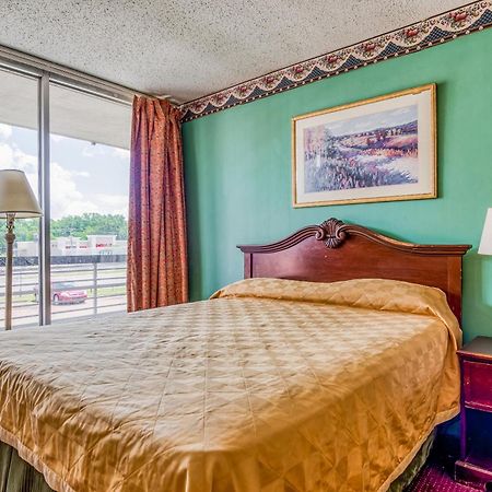 Oyo Hotel Jackson North I-55 Екстер'єр фото