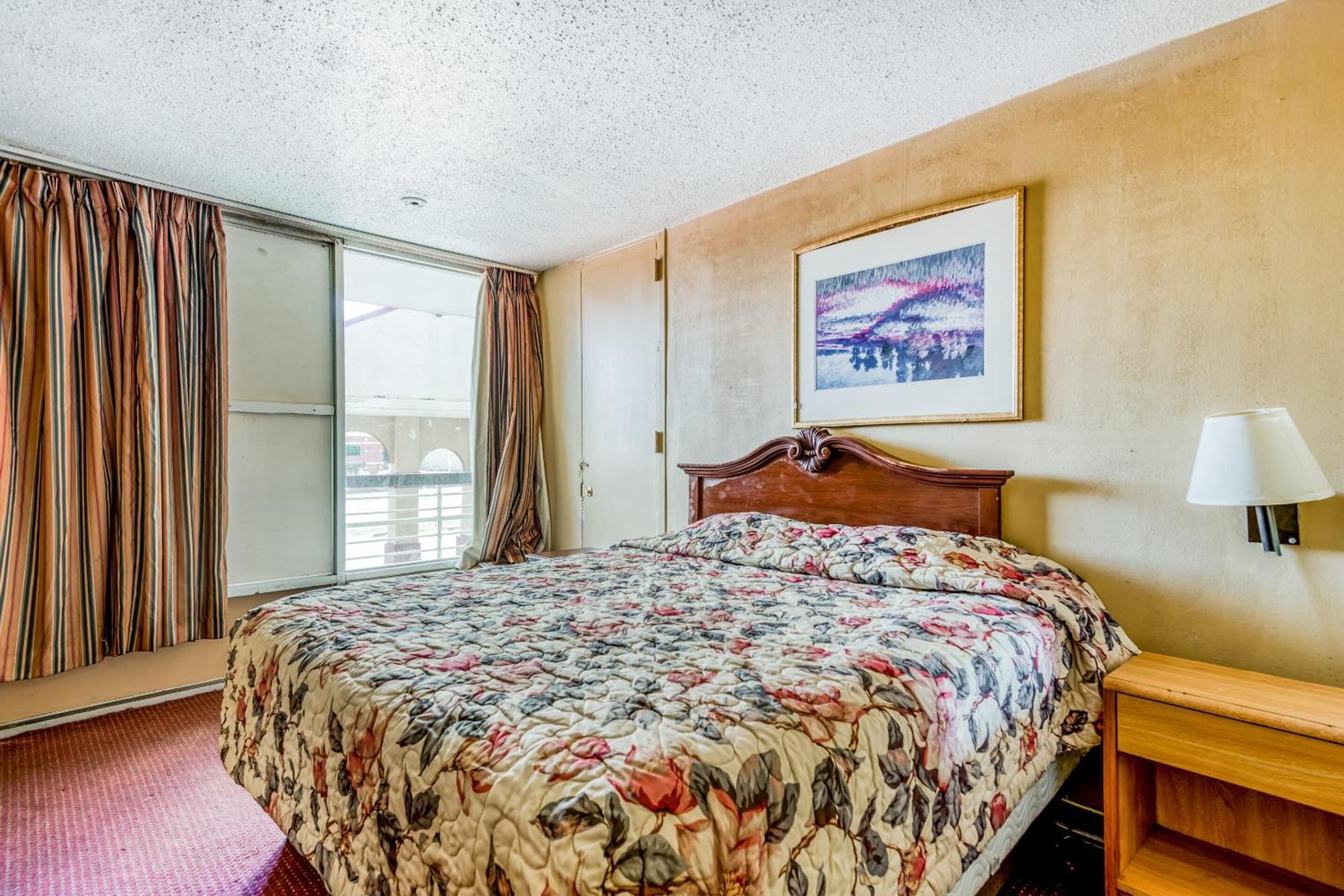 Oyo Hotel Jackson North I-55 Екстер'єр фото