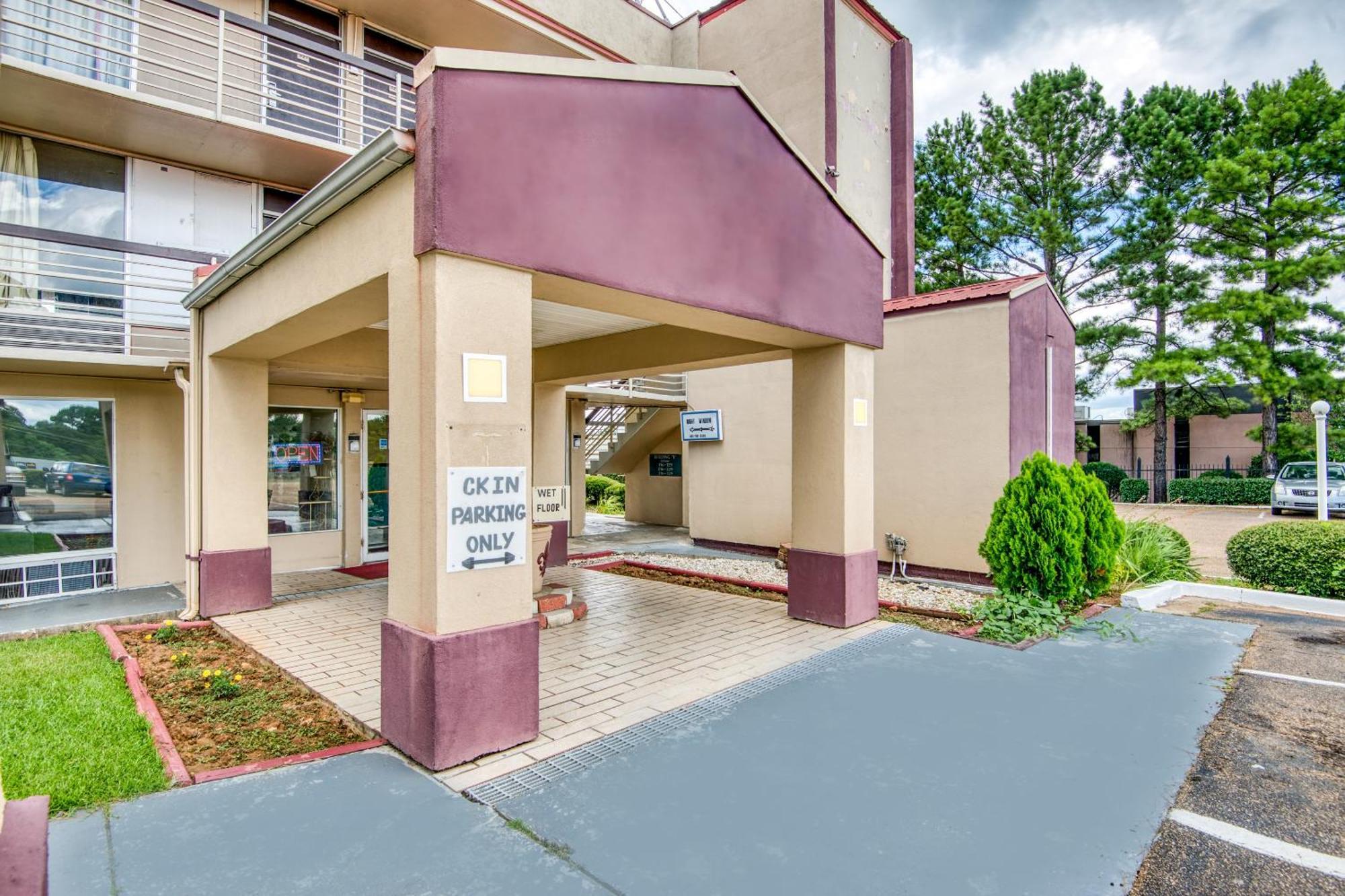 Oyo Hotel Jackson North I-55 Екстер'єр фото